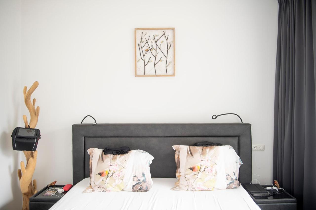 Bed & Breakfast Het Vinkenest 奈弗达尔 外观 照片
